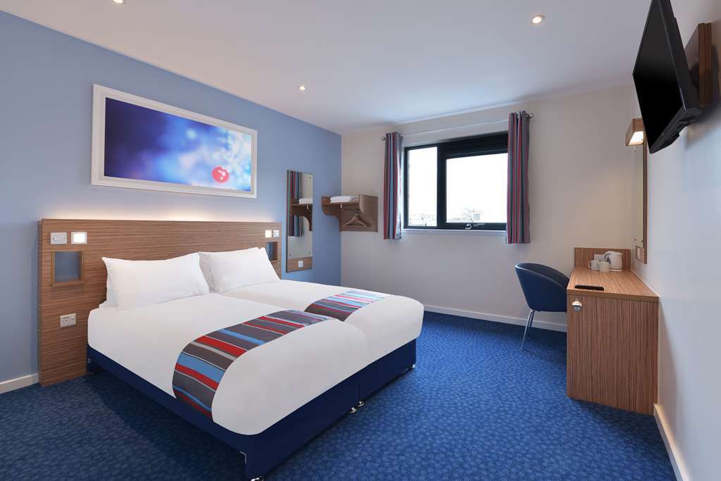 Travelodge Chatham Maritime Gillingham (Kent) Room photo